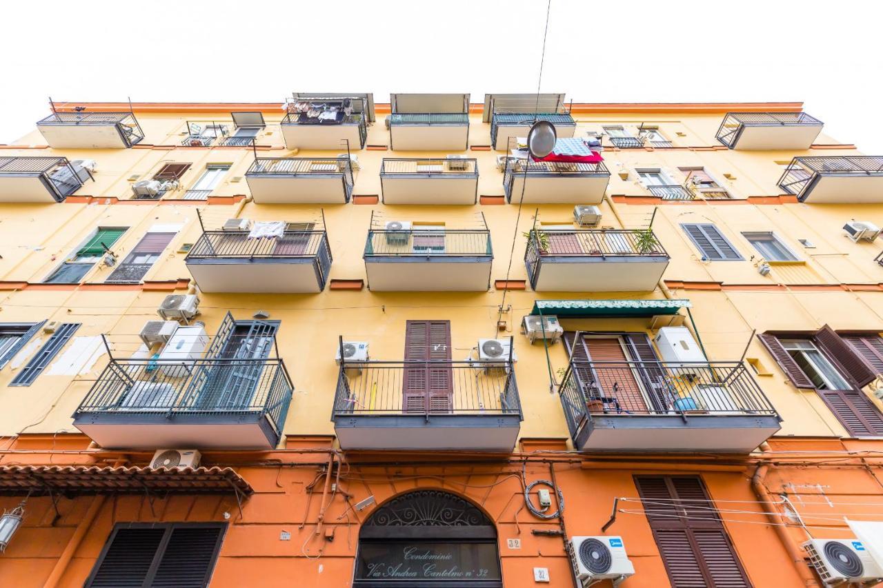 Chiara Modern Apartment By Wonderful Italy Napoli Esterno foto
